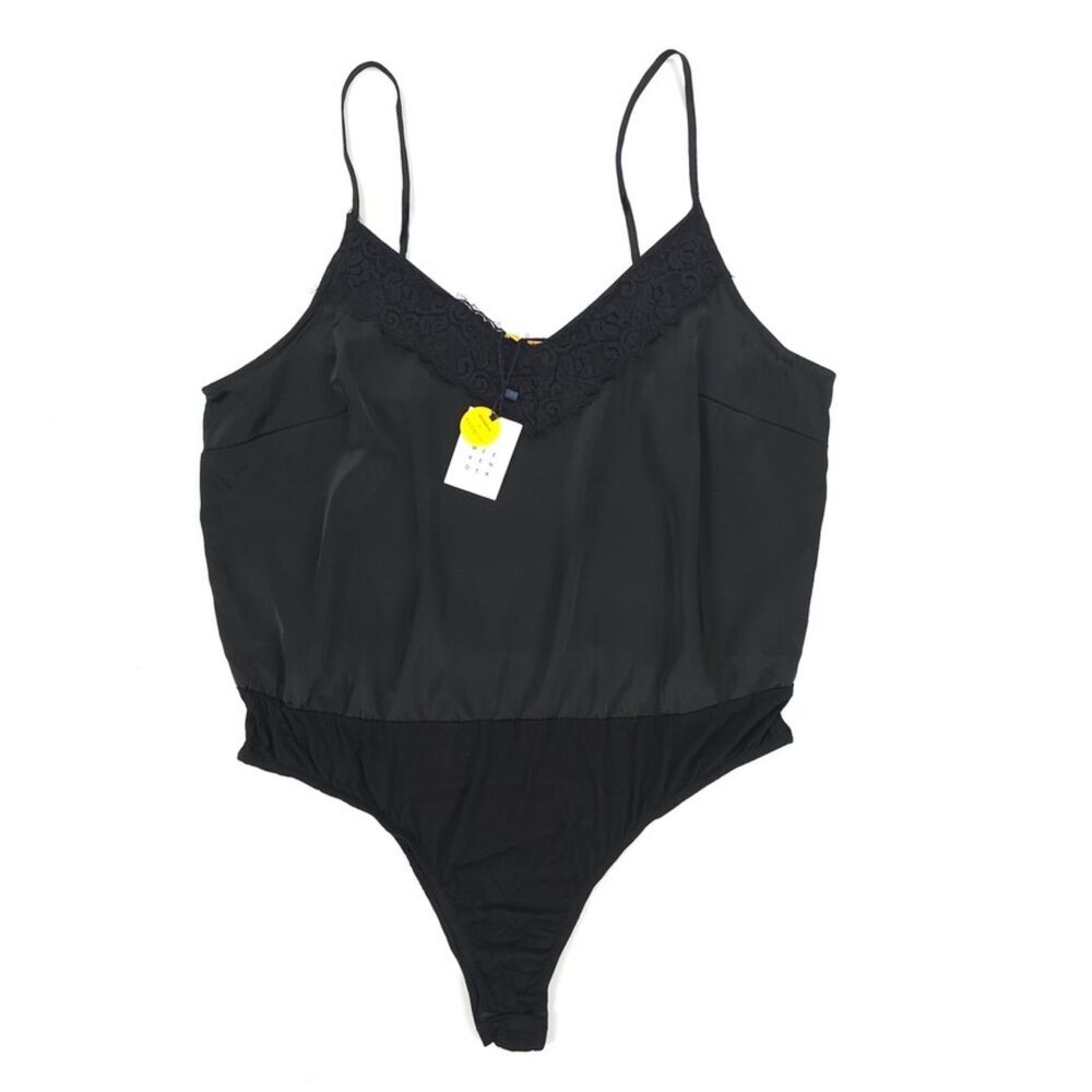 NWT Refinery29 x Eloquii Weekender V-Neck Lace Cami Bodysuit Black Clean Girl 18